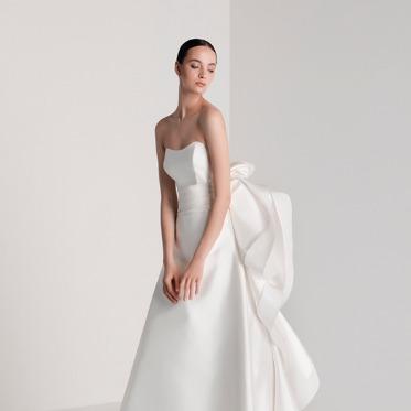 ハイアット リージェンシー 京都 イタリアを代表する最高級ドレスブランド「アントニオ・リーヴァ」