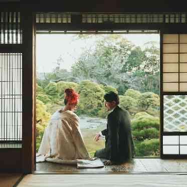 柳川藩主立花邸 御花 少人数バンケットからもお庭を眺められる