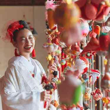 柳川藩主立花邸 御花 カラフルなさげもん×白無垢の組み合わせがおすすめ