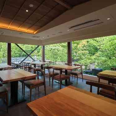 ガーデンレストラン徳川園 新設された「葵の間」は待合室や打ち合わせで使用可能