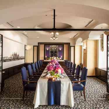 リーガロイヤルホテル小倉 フランスの古城 シャンボール城をイメージした披露宴会場です