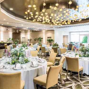 ヒルトン福岡シーホーク オリーヴ100~150名