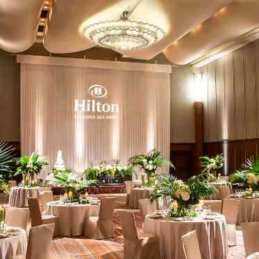 ヒルトン福岡シーホーク 丸テーブルでの披露宴も人気です