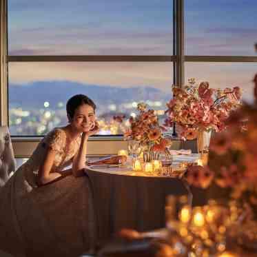 ヒルトン福岡シーホーク 「タワーペントハウス」海に沈む夕日を眺めながらのパーティも演出のひとつ