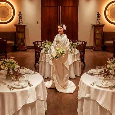 レストランひらまつ 博多 和装も映える空間