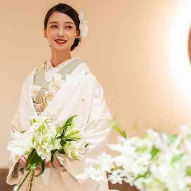 レストランひらまつ 博多 和装も映える上質空間