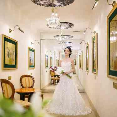 レストランひらまつ 博多 貸切の店内では、ゆっくりと写真撮影も楽しめる