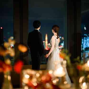 サンス・エ・サヴール 土曜日の夜のナイトウェディングが一番人気の時間帯