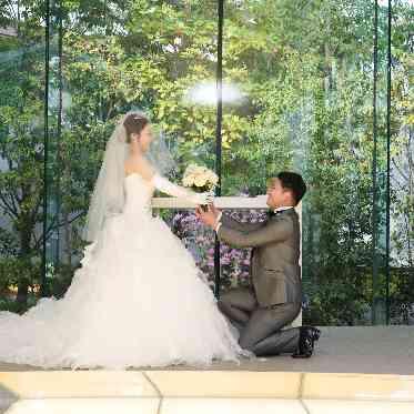 チャペル内プロポーズ