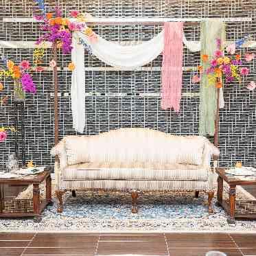 ソファメイン席