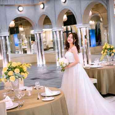 ラヴィーナ姫路 円形のパーティ会場