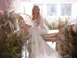 アプローズスクエア 東京迎賓館 ドレス・衣装の写真2