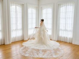 アプローズスクエア 東京迎賓館 ドレス・衣装の写真4