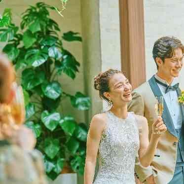 横浜 アートグレイス ポートサイドヴィラ ウェルカムパーティでは新郎新婦様もゲストと一緒に過ごせる
