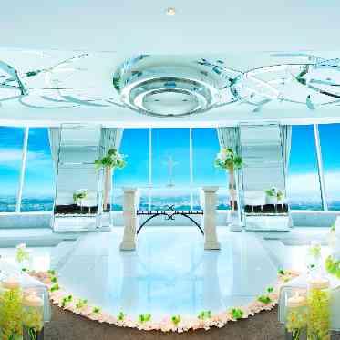 新横浜プリンスホテル 明るい挙式が叶う地上140mのスカイチャペル