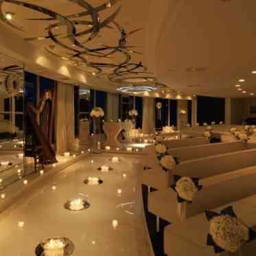 新横浜プリンスホテル キャンドルの揺らめきの中で叶うロマンティックウエディング