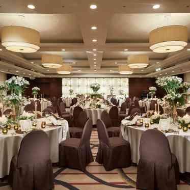 新横浜プリンスホテル モダンでスタイリッシュな雰囲気のバンケット