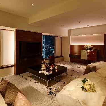 ヒルトン東京 新郎新婦のお支度はスイートルームで