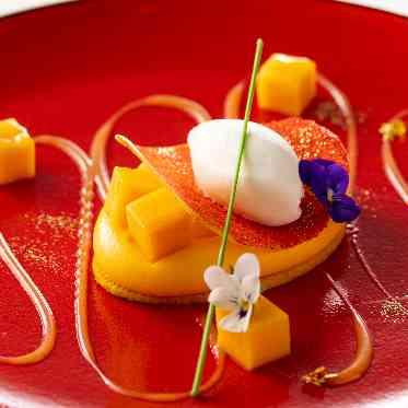 ヒルトン東京 シトラスとマンゴーのパンナコッタ　パッションフルーツのシャーベット