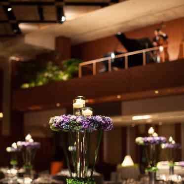 パーク ハイアット 東京 バルコニーで奏でる生演奏はゲストへのおもてなし