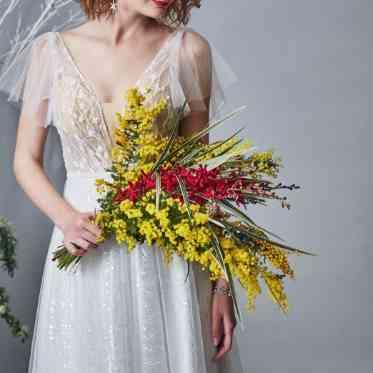 ストリングスホテル東京インターコンチネンタル 海外インポート含む30ブランドを超える取り扱いで、幅広い選択肢から運命の1着を。