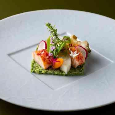 シェラトン都ホテル東京 【¥18,000】~オマール海老 鮑 帆立貝のヴァプール~