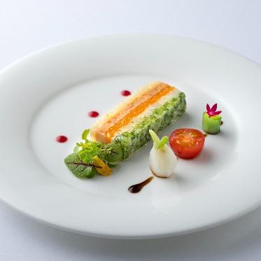 【¥12,000】~帆立貝とトラウトサーモンのミルフィーユ~