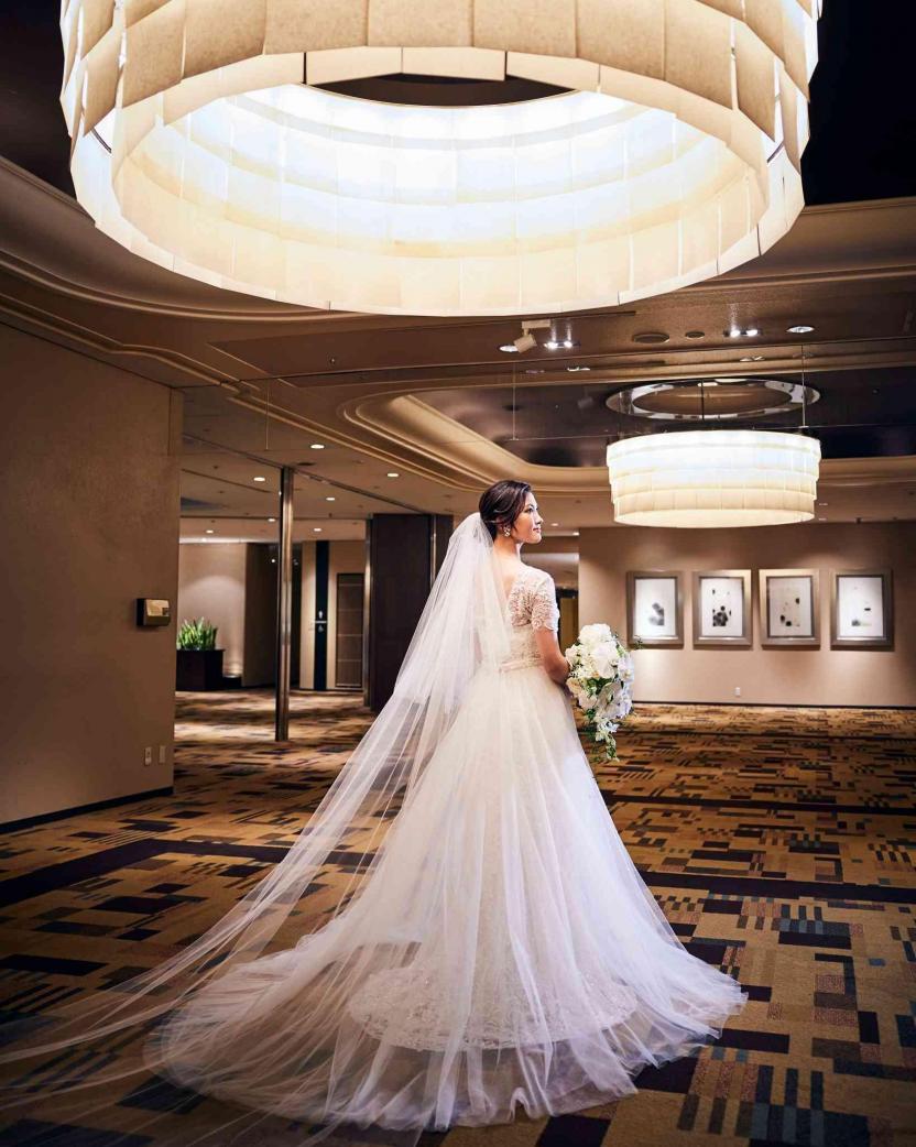 シェラトン都ホテル東京 ドレス・衣装