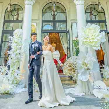 ベイサイド迎賓館(長崎)/テイクアンドギヴ・ニーズウェディング チャペル前の中庭ではウエルカムパーティや挙式後のフラワーシャワーを愉しんで