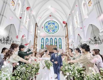 アルカンシエルリュクスマリアージュ大阪 挙式会場の写真3