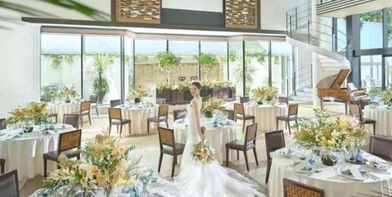 アルカンシエルリュクスマリアージュ大阪 披露宴会場の写真2