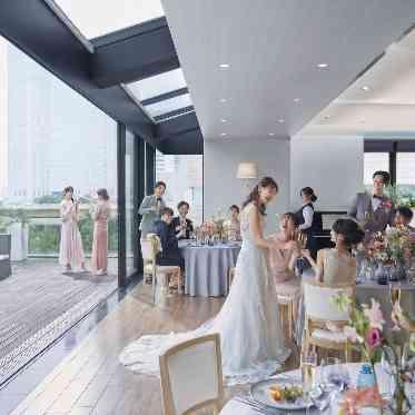 アルカンシエル luxe mariage 大阪 ゲストとのご歓談シーン