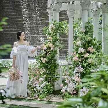 アルカンシエル luxe mariage 大阪 ドレスに関してはブライダルフェアでチェック!