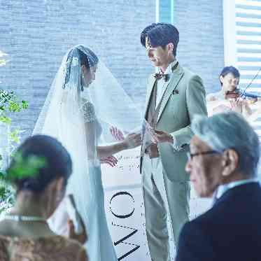 旧桜宮公会堂 大切なゲストからの祝福を受けて幸せが溢れる瞬間