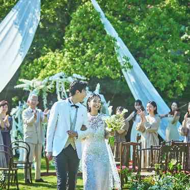 木漏れ日あふれる貸切ガーデンで家族やゲストと特別な時間を