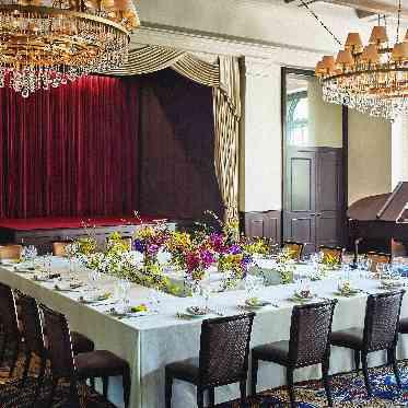 旧桜宮公会堂 ご人数に合わせたレイアウトも自由に変更可能です