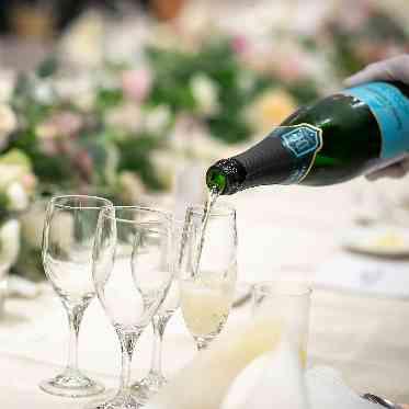 ホテル阪急インターナショナル 乾杯用のスパークリング