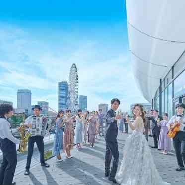 ヨコハマ グランド インターコンチネンタル ホテル みなとみらいの海と街を一望するテラスでアットホームで自然体な時間を過ごそう!