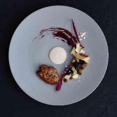 アーヴェリール迎賓館(岡山)/テイクアンドギヴ・ニーズウェディング 見た目も味も繊細なお料理