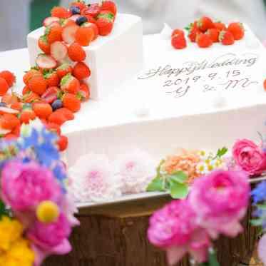 ウェディングケーキ