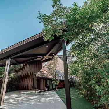 エテルナ高崎 森の光教会