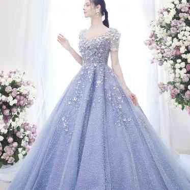 アートグレイス フォレスト迎賓館 衣装