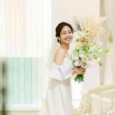 GRAN SUITE(グラン スイート)/FIVESTAR WEDDING オフホワイトを基調としたチャペル