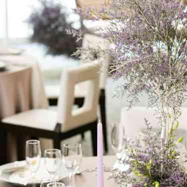 GRAN SUITE(グラン スイート)/FIVESTAR WEDDING 白基調の会場だからこそ装飾が映える