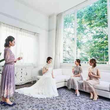 GRAN SUITE(グラン スイート)/FIVESTAR WEDDING 緑いっぱいの明るい空間で会話も弾む