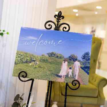 貸切会場ならでは!入り口すぐにウェルカムボードの設置が可能◎