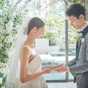 アートグレイス ウエディングコースト 東京ベイ 光と水を感じる他にはない特別なチャペル