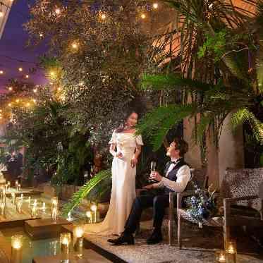 リゾートのような非日常を感じるナイトパーティ