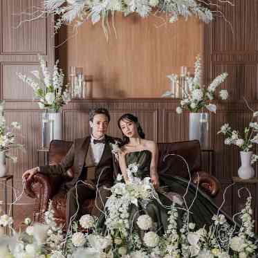 ラヴィール岡山 深みのある色彩と上質な空間が描く、大人のウエディング