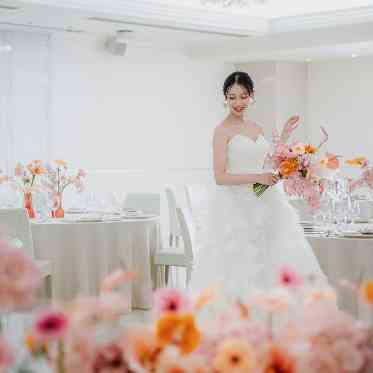 ラヴィール岡山 白を貴重とした会場